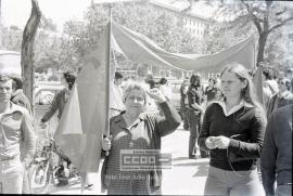 Festejos en Sevilla por la legalización del PCE – 06