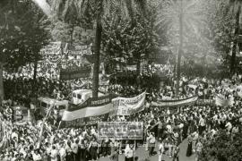 Manifestación 1o de Mayo de 1979 en Sevilla