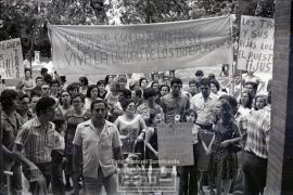 Manifestación de mujeres en solidaridad con compañeros de empresas en crisis - Foto 15
