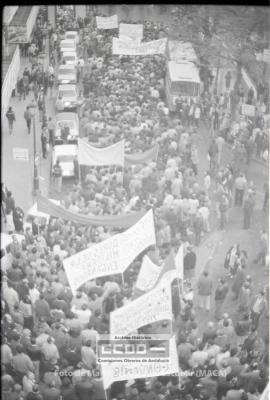 Concentración y manifestación de trabajadores del Ministerio de Defensa (personal laboral no func...