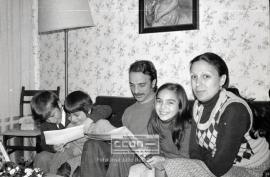 Fernando Soto y Eduardo Saborido con sus familias y entrevista de Antonio Burgos – 12
