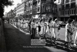Marcha de las auxiliares de clínica reivindicando su equiparación a FP1
