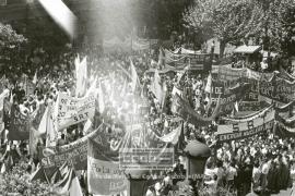 Manifestación 1o de Mayo de 1979 en Sevilla