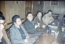 Rueda de prensa del PCA, con participación de Santiago Carrillo y Antonio Gutiérrez (Guti) a favo...