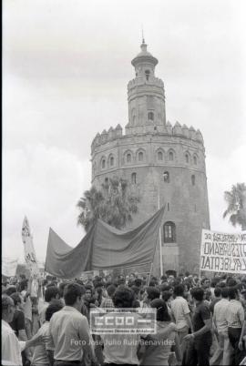 Manifestación por la amnistía el 11 de julio de 1976 (2) – 16