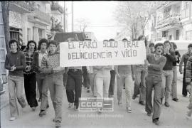 Manifestación contra el paro en el barrio del Cerro del Águila – 06