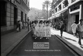 Marcha de las auxiliares de clínica reivindicando su equiparación a FP1