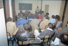 Ponencia de Nicolás Sartorius en la escuela de formación sidical, en la sede de Morería y fotos d...