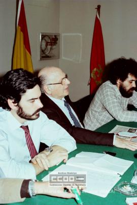 Reunión y mesa redonda con el primer alcalde comunista italiano