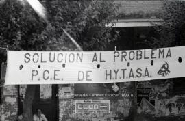 Concentración de trabajadores de Hytasa en la puerta de la fábrica