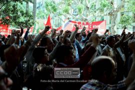 Manifestación 1o de Mayo de 1982. Mitin de CC.OO. del Metal en la Plaza del Cristo de Burgos