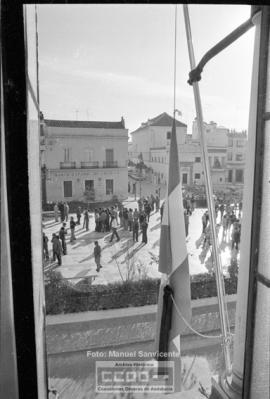 Concentración en la plaza de Trebujena – Foto 8