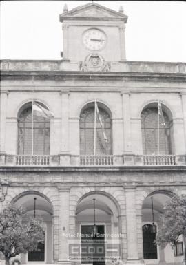 Bandera de Andalucía en la fachada del Ayuntamiento – Foto 27