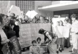 Manifestación de alumnos de enseñanza general pidieron un profesor de inglés – Foto 6