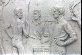 Escultura Trabajadores del Puerto – Foto 18