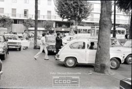 Niños dirigiéndose al colegio – Foto 27