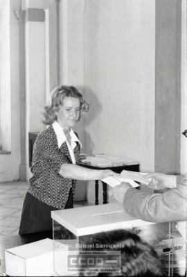 Jornada electoral del 15 de junio de 1977 – Foto 4