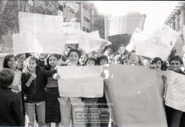 Manifestación de alumnos de enseñanza general pidieron un profesor de inglés – Foto 1