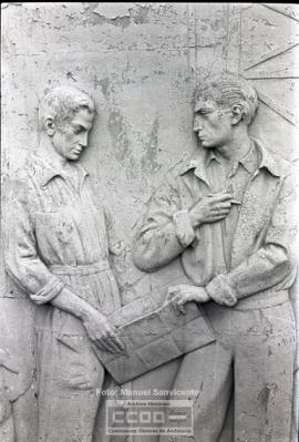 Escultura Trabajadores del Puerto – Foto 21