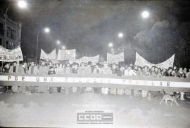 Manifestación por &quot;una escuela popular&quot; – Foto 10