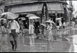 Día de lluvia en las calles de Sevilla - Foto 08