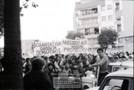 Concentración de vecinos exigiendo semáforos – Foto 6